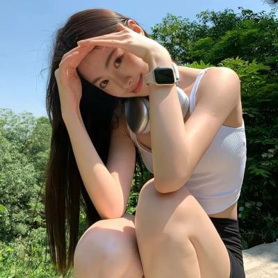 抓着彩虹的男人